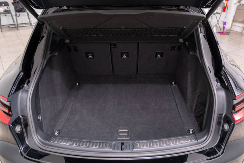 2017 Porsche Macan S