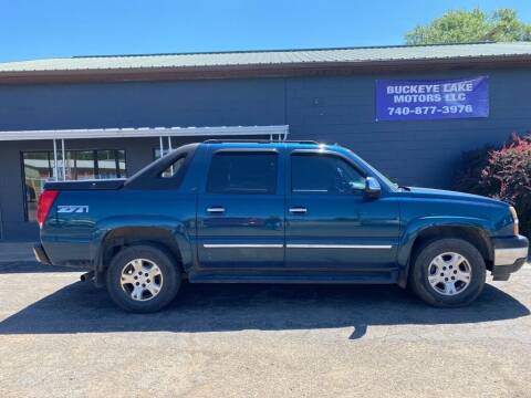 2005 Chevrolet Avalanche for sale at Buckeye Lake Motors LLC in Mount Vernon OH