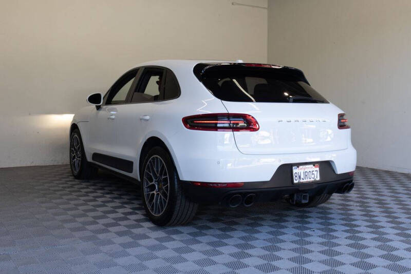 2018 Porsche Macan