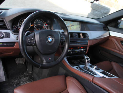 2011 BMW 5 Series 550i xDrive