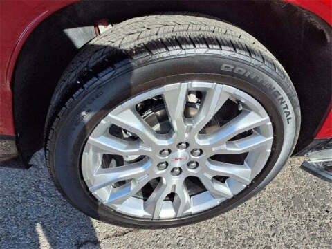 2024 GMC Acadia Denali