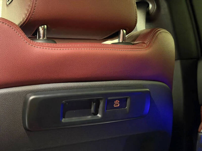 2021 BMW X6 xDrive40i