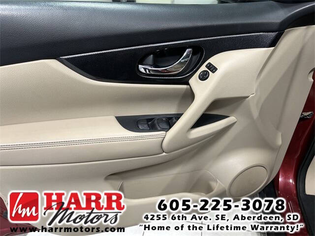 2016 Nissan Rogue SV