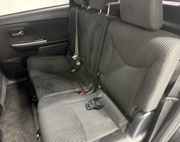2015 Toyota Prius v Two