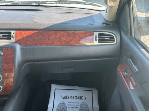 2011 Chevrolet Avalanche LT