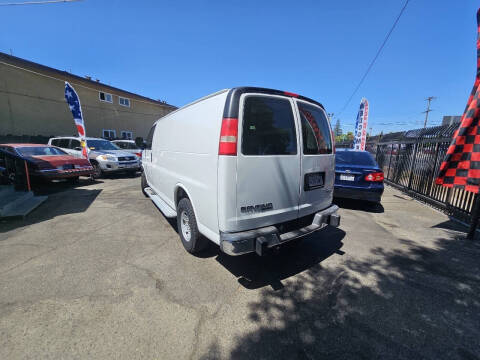 2014 GMC Savana 2500