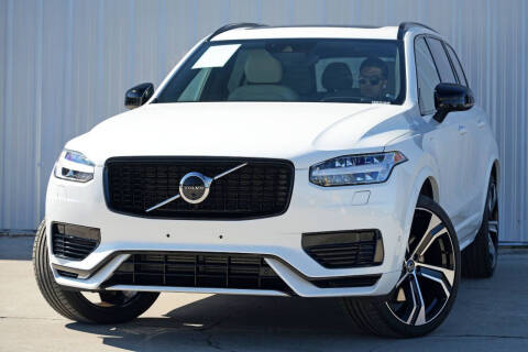 2022 Volvo XC90 Recharge T8 R-Design