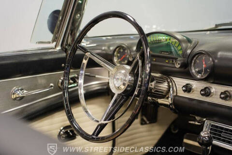 1956 Ford Thunderbird