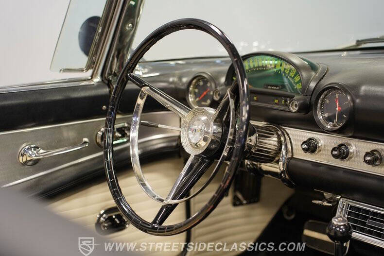 1956 Ford Thunderbird