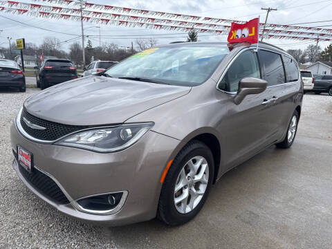 2018 Chrysler Pacifica Touring Plus