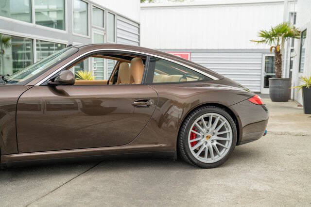 2009 Porsche 911 6