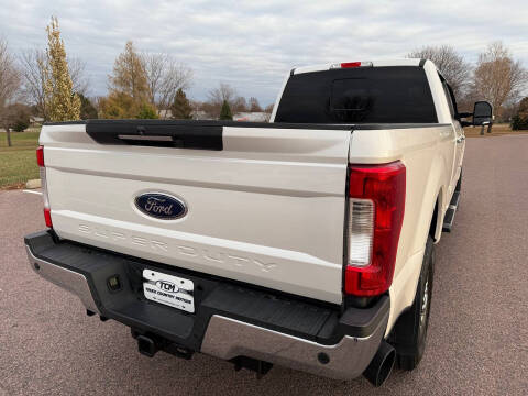 2017 Ford F-250 Super Duty Lariat