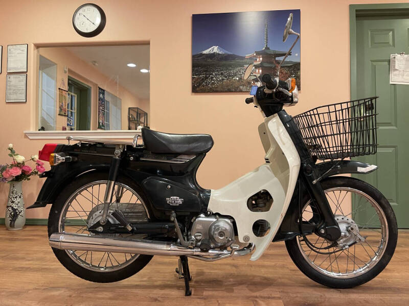 1998 Honda Super Cub Custom C90E
