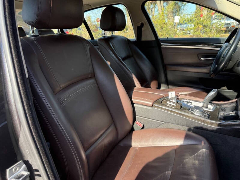 2015 BMW 5 Series 528i xDrive