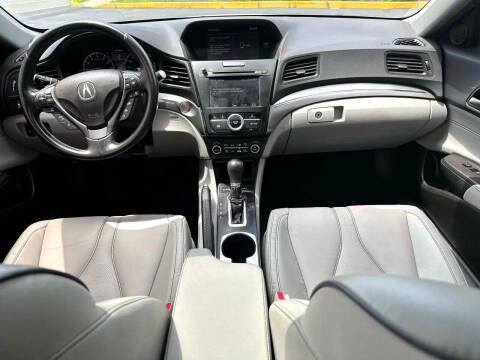 2019 Acura ILX w/Premium