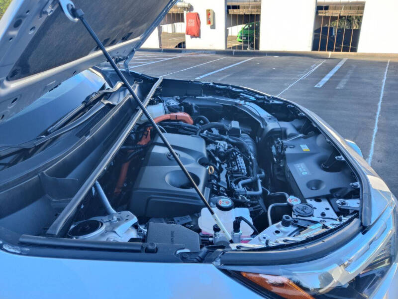 2023 Toyota RAV4 Hybrid LE