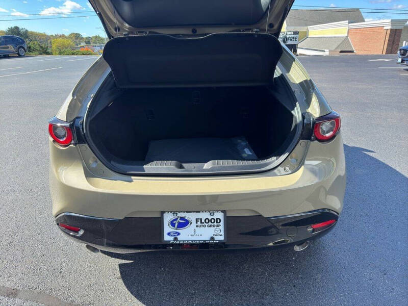 2025 Mazda Mazda3 Hatchback 2.5 Carbon Turbo