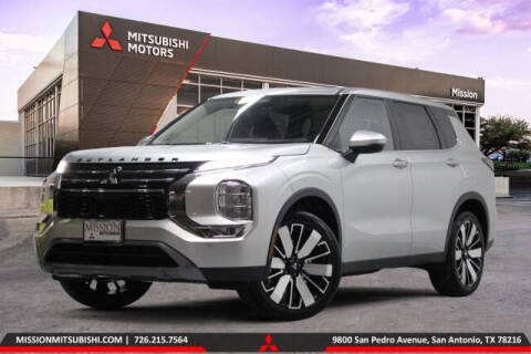 2025 Mitsubishi Outlander SE