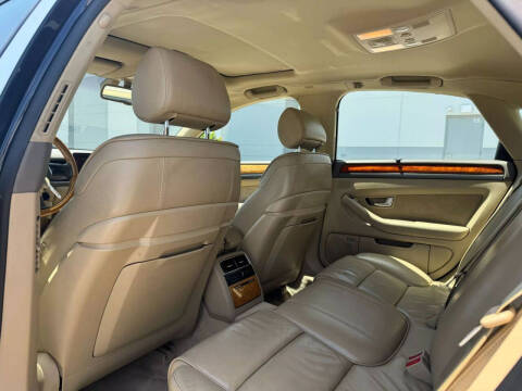 2005 Audi A8 quattro