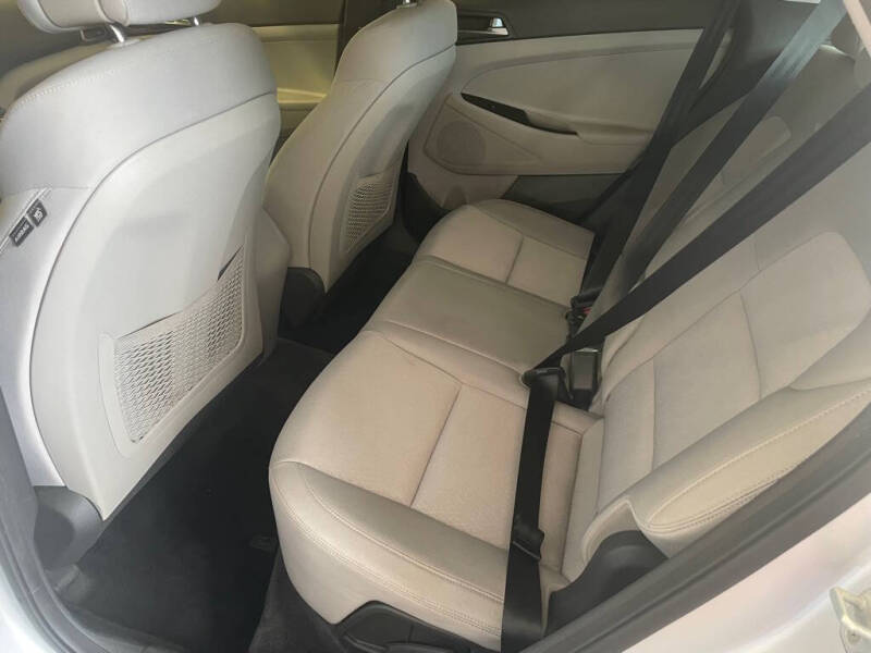 2017 Hyundai Tucson SE