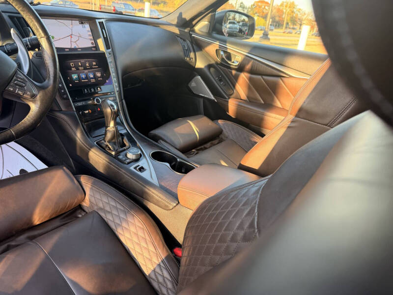 2017 Infiniti Q50 Red Sport 400