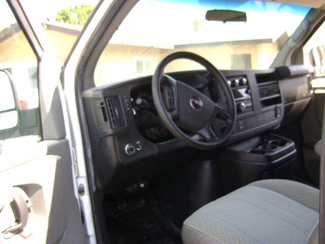 2010 GMC Savana LT 3500