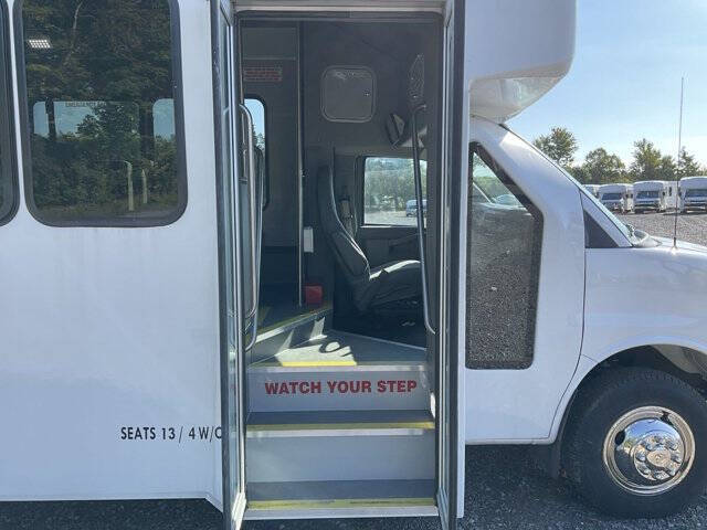 2022 Chevrolet Express 4500