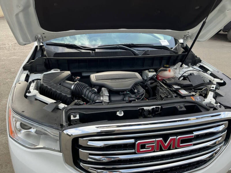 2019 GMC Acadia SLT-1