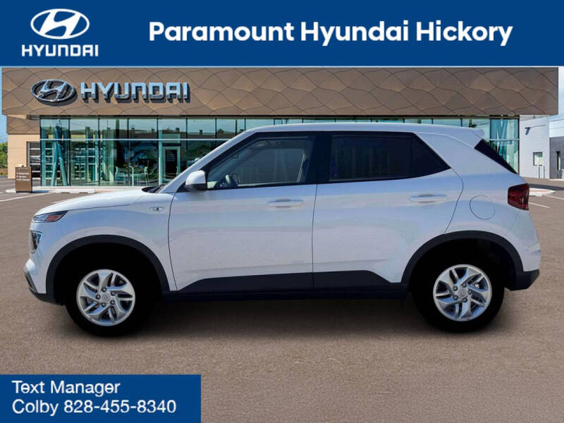 2026 Hyundai Venue SE