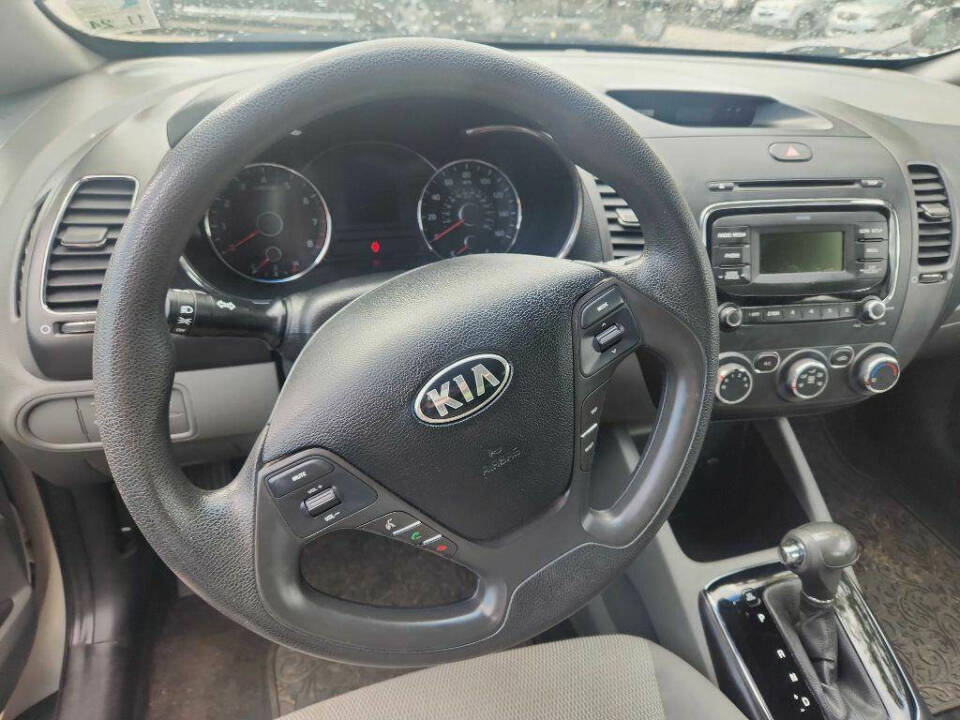 Image 5 of 2017 Kia Forte