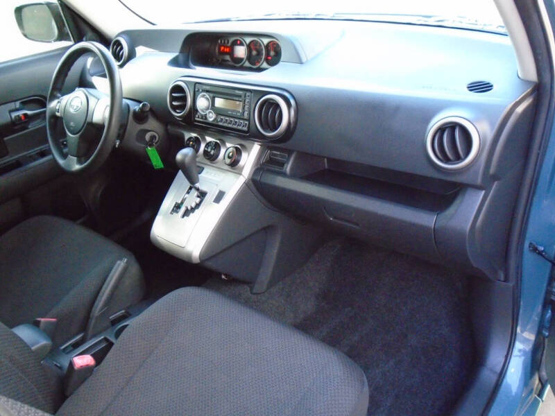 2010 Scion xB