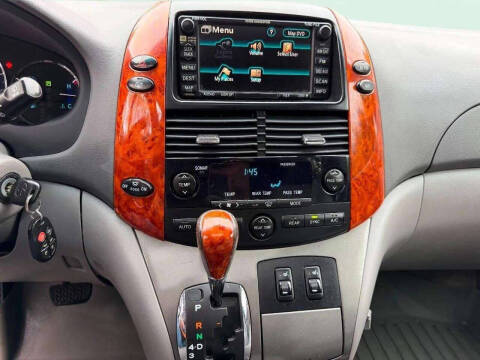 2008 Toyota Sienna XLE