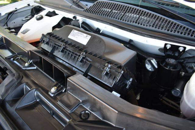 2023 Chevrolet Express 2500