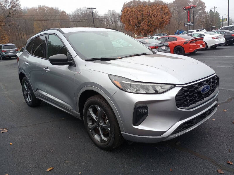 2024 Ford Escape ST-Line's photo