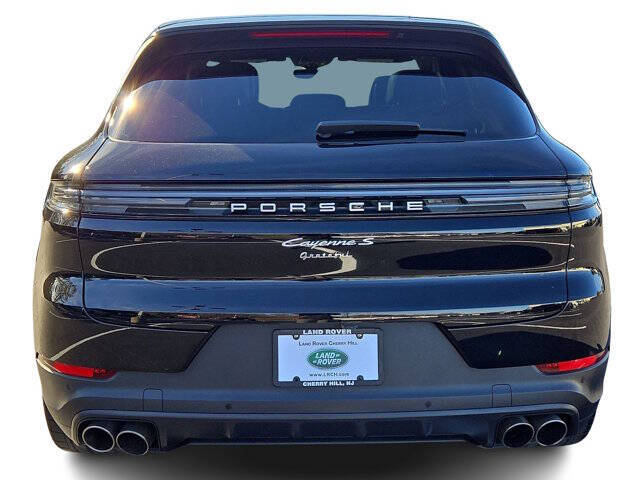 2024 Porsche Cayenne S