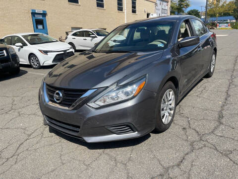 2016 Nissan Altima for sale at Alexandria Auto Sales in Alexandria VA