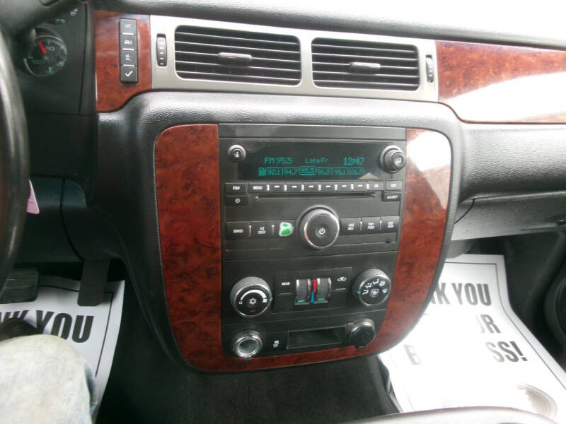 2013 Chevrolet Suburban LS