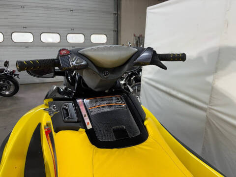 2004 Sea-Doo GTX 185