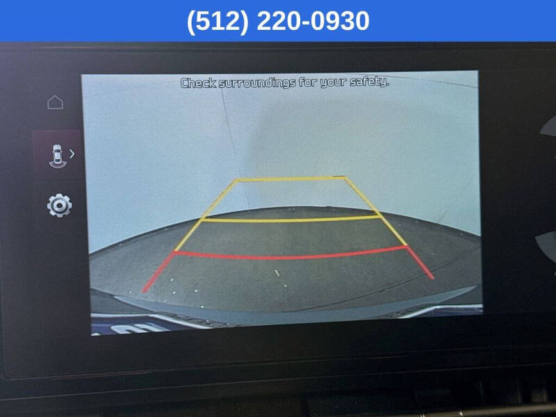 2023 Kia Carnival EX