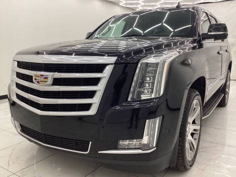 2017 Cadillac Escalade Luxury