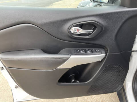 2018 Jeep Cherokee Latitude Plus