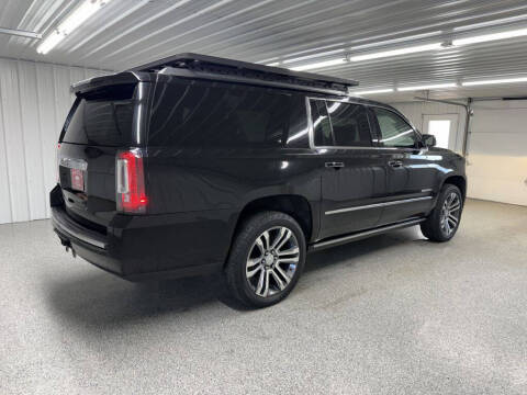2017 GMC Yukon XL Denali