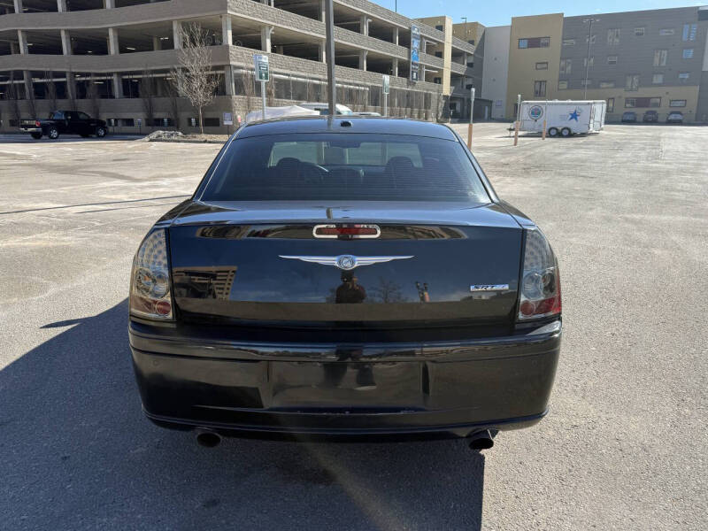 2010 Chrysler 300 SRT-8