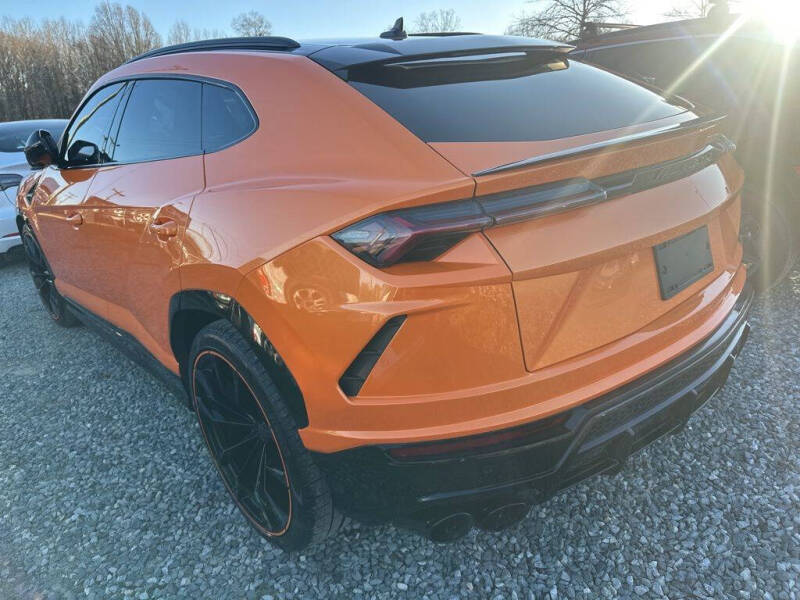 2022 Lamborghini Urus
