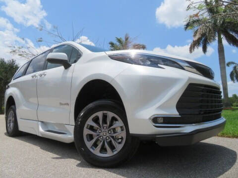 2024 Toyota Sienna XLE 8-Passenger