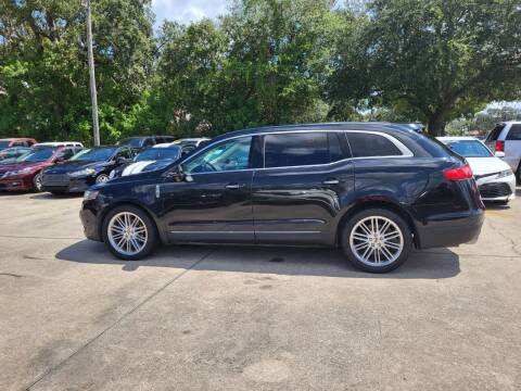 2015 Lincoln MKT for sale at FAMILY AUTO BROKERS in Longwood FL