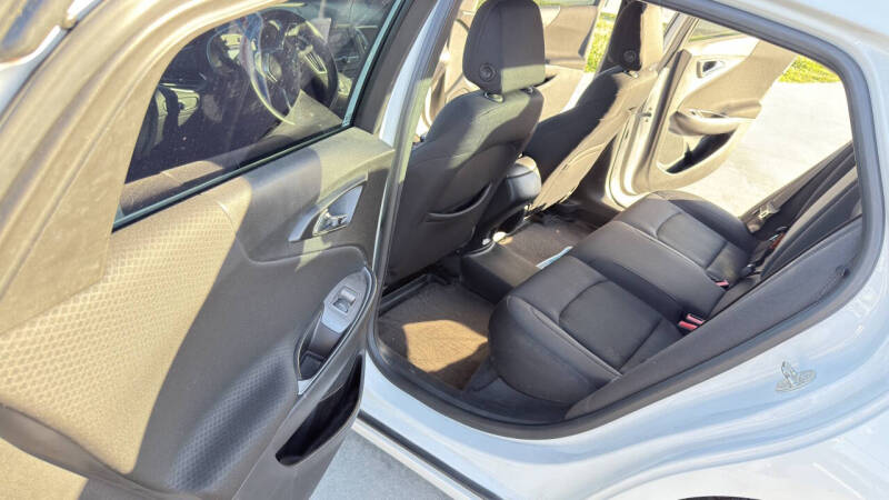 2017 Chevrolet Malibu LS