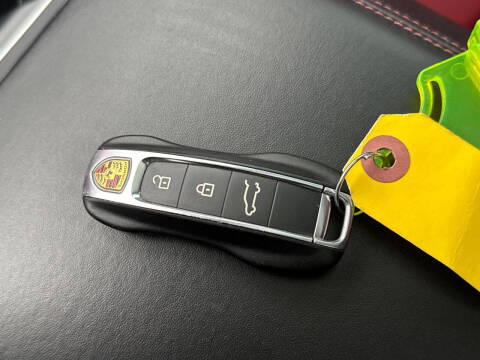 2022 Porsche Cayenne Coupe Platinum Edition