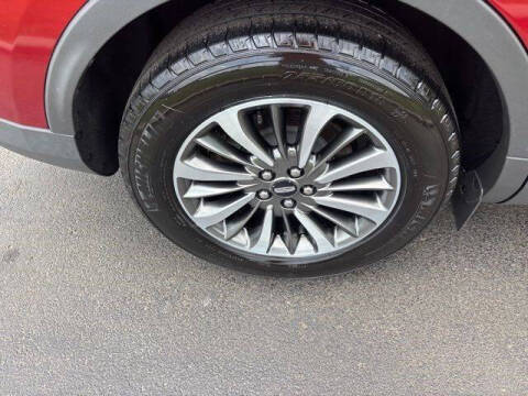 2019 Lincoln Nautilus Select