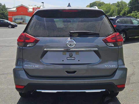 2018 Nissan Rogue SV
